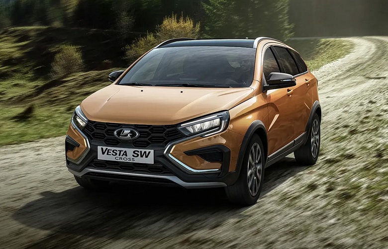 Россияне вновь полюбили Lada Vesta SW и Lada Vesta SW Cross: отечественный универсал обошел по продажам популярный белорусский кроссовер Belgee X50